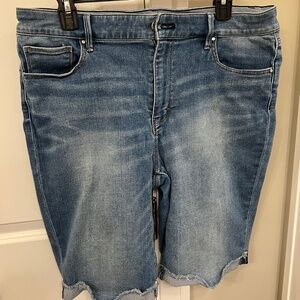 White House Black Market Denim Bermuda Short Size 14